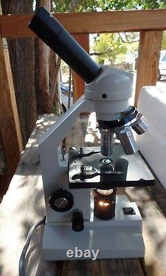 Amscope M Series Biological Microscope with 4 objective lenses