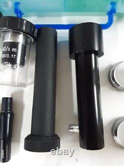 Lot de pièces de microscope Lentilles Objectifs Tubes Micromètre Oculaires Plus