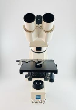 Microscope Carl Zeiss Axiolab re sans objectifs ni oculaires – châssis seul