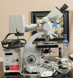 Microscope Carl Zeiss Standard Pour Fluoroscopie. Sans Lentilles Objectives