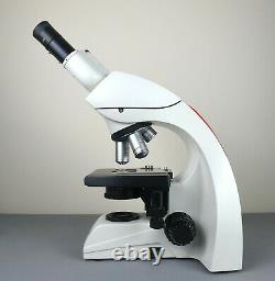 Microscope Leica DM 500 Avec Éclairage Led Intégré Et Objectifs De 4 Plans