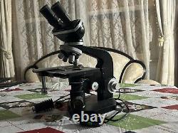 Microscope Nikon Série S Noir Vintage (avec 4 objectifs)