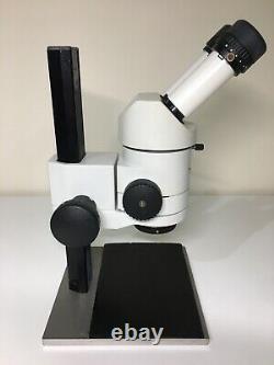Microscope Stéréo De Leica Wild M3z Avec Oeillets Wild 10x21 Et Objectif 1x