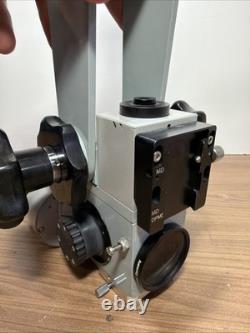 Microscope chirurgical ZEISS F=125 avec tête binoculaire et objectif F=300