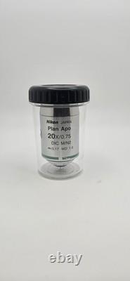 Objectif de microscope Nikon Plan Apo 20X/0,75 DIC M