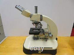 Reichert Autriche Microscope N ° 303245 Avec Xtras Binocular Head, Objectif Lens